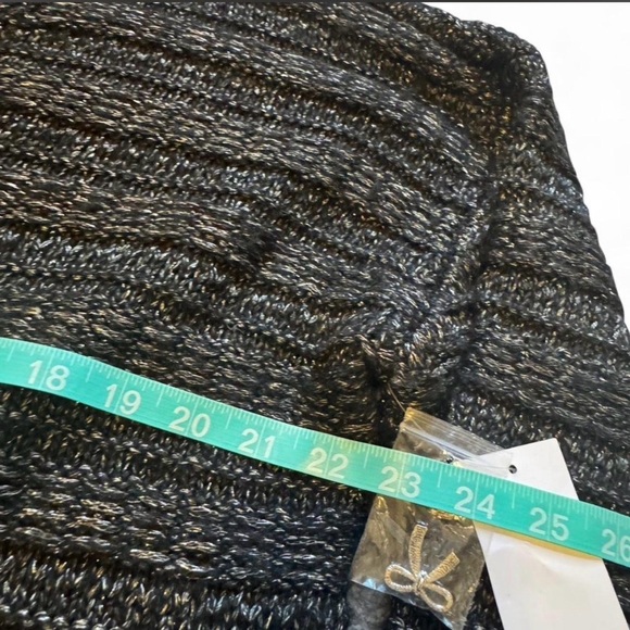 Metallic Black V-Neck Rhinestone  Bow-Button Cardigan - Picture 5 of 7